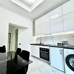 Arcadia Terrace Apartment *