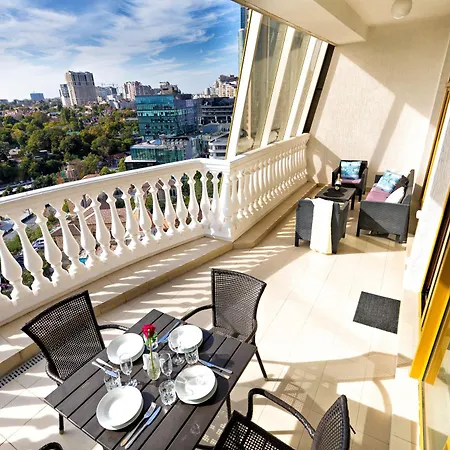 Arcadia Terrace Apartment Odesa