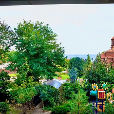 Arcadia Terrace *