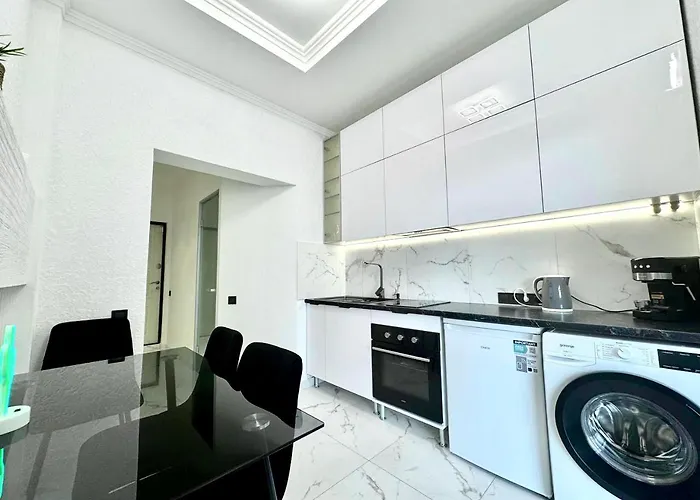 Arcadia Terrace Apartment *