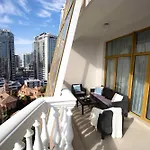 Arcadia Terrace Daire